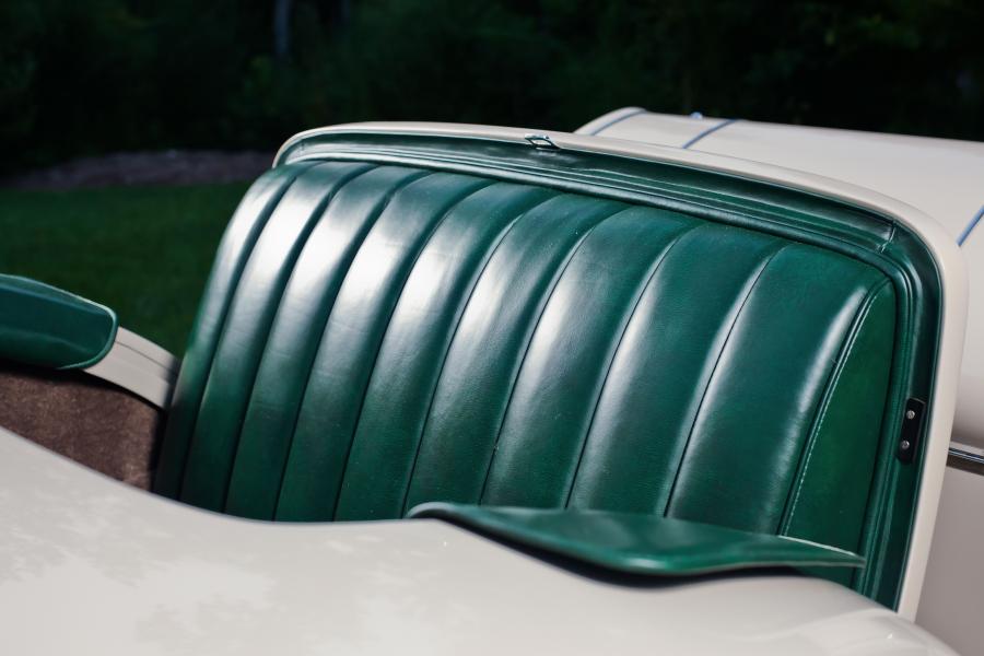  Packard Twelve Convertible Coupe 1933 года  (фото 38 из 57)